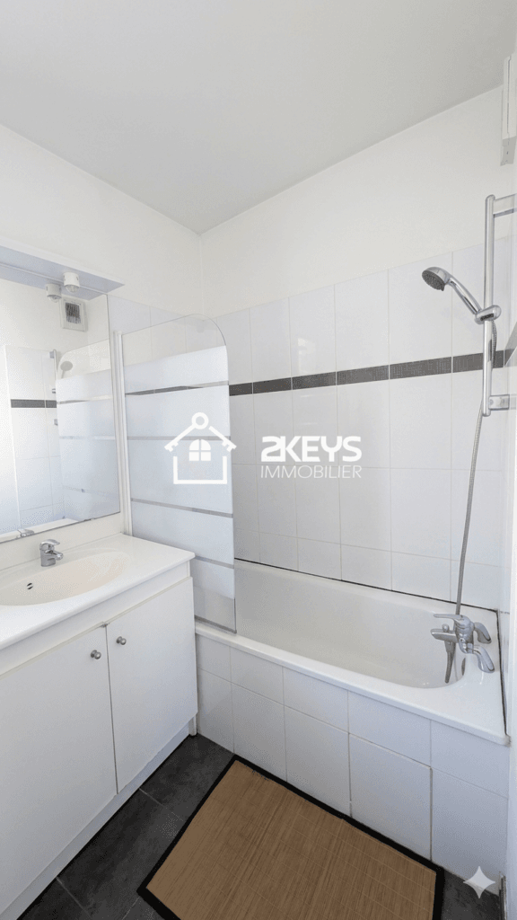 DUPLEX T3 – Angers – Capucins/CHU